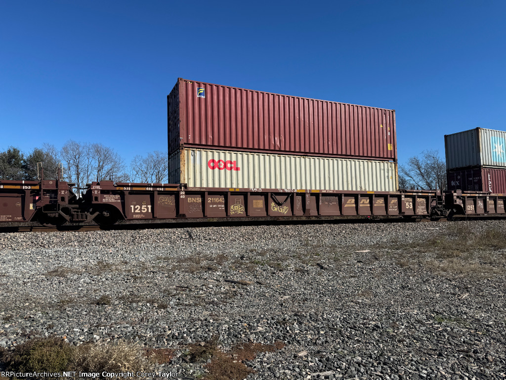 BNSF 211643